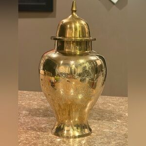 Seiden Vintage Etched Floral Brass Ginger Jar Urn, Lidded